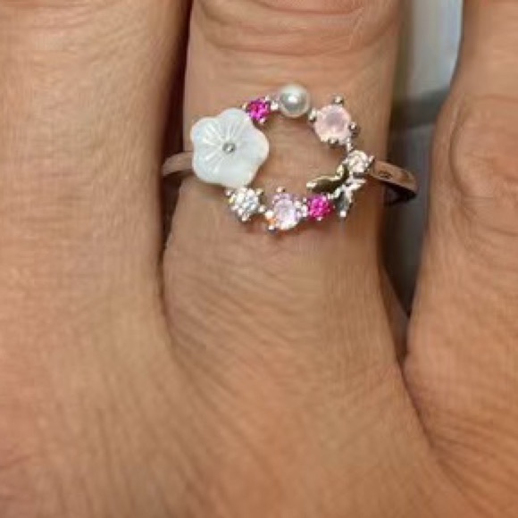 New Women’s 925 Silver Beautiful Butterflies Flower Ring - Picture 3 of 3